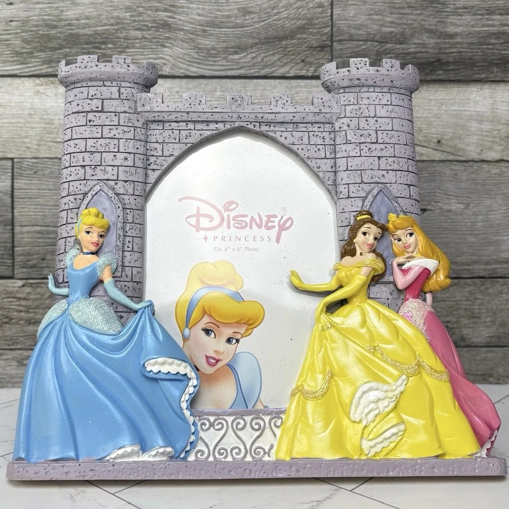 Disney Princess Cinderella Castle 4 x 6 Photo Picture Frame NIB Belle & Aurora